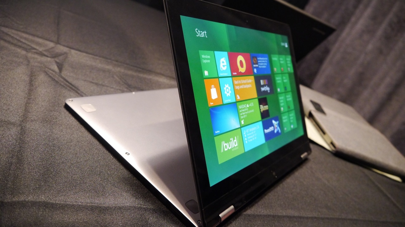 Illustration for article titled Lenovo Yoga: This Windows 8 Ultrabook Moonlights as a Tablet